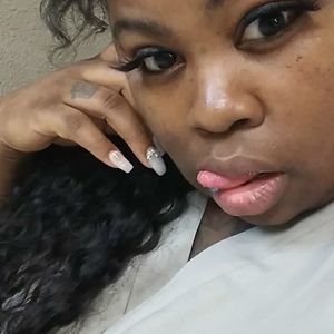 Meet your Posher, Keisha